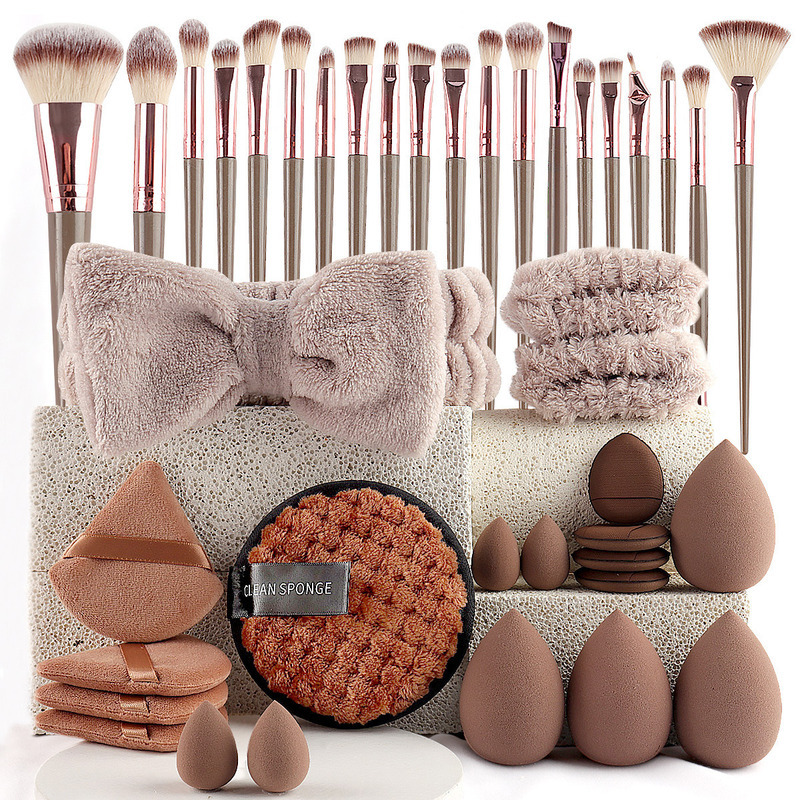 女性と女の子向け40点入りビューティーキット、ブラシ洗浄用メ - Beauty Makeup Girl のレビューと価格